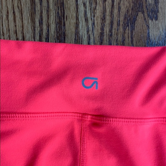 Bright orange-red Gap leggings, size XL. Excellent condition, no rips or stains. - Picture 5 of 12